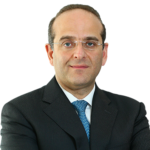 لبنان يتقصى بيع بنوك محلية سندات دولية