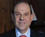 Mains: دعاوى قضائية ووقف التعامل
