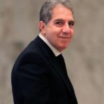 بنوك لبنان على موعد مع تغيير جذري بسبب هيكلة الديون