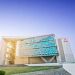 فلسطين: ترست للتأمين تقدم سيارة لوزارة النقل والمواصلات