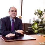 وزير المالية الكويتي: لا علاقة لقانون “الاقتراض” بخطة تحفيز الاقتصاد أو تداعيات “كورونا”