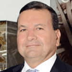 المركزي الإماراتي يجري تحقيقات غسل أموال مع بنك أجنبي