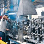 بسبب انهيار حركة النقل الجوي.. الخطوط القطرية ستستغني عن موظفين