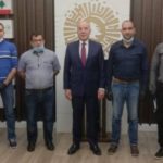 الدولار دون أعلى مستوى في 3 أسابيع