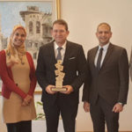 البنك الأهلي يمتلك الحصة الأكبر في بطاقات الدفع الإلكترونية