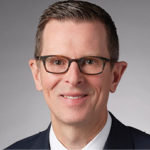 «إيمرسون» توقع اتفاقية شراكة استراتيجية مع «سابك»