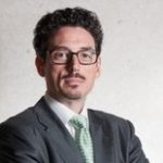 التأمين الصحي ينقذ مصاباً بـ”كورونا” من فاتورة علاج بـ”مليون دولار!