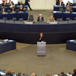 إنفجار مرفأ بيروت يوجّه ضربة إضافية للاقتصاد اللبناني