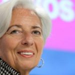 وزير الاتصالات يخالف القانون ويوزّع المكافآت من خزينة مفلسة!