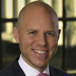 فيتش: فيروس كورونا ضاعف الطلب طويل الأجل على إعادة التأمين