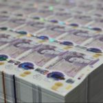 بايدن يشيد بحزمة 900 مليار دولار لتحفيز الإقتصاد الأميركي