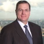 صبحي عبداللطيف: تأثير انخفاض معدلات الفائدة على صناعة التأمين