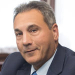 بنك العز الإسلامي يدعم  الجمعية الطبية العمانية