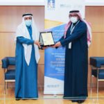 “بيتكوين” تنخفض إلى ما دون 40 ألف دولار