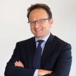 «أياد خفية وإستراتيجية لتدمير كل القطاعات الحيوية في لبنان»