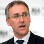 الجزائر: إلزام شركات التأمين بتسوية ملفات تعويض أخطار السيارات في ظرف 21 يوما كحد أقصى