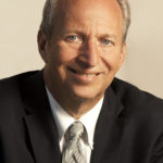 عزل محافظ البنك المركزي يدفع الليرة التركية للهبوط 13% في آسيا