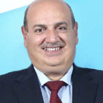 الكويت: تكريم الموظف المثالي لهذا الشهر في الكويت للتأمين