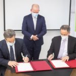 بِتكوين تهبط 11% إلى 53 ألف دولار