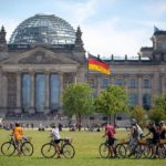 اتفاق تونسي ـ ليبي على دفع الاستثمار والنهوض بالمبادلات التجارية