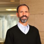 بن طوق يلتقي نظيره السلوفاكي ويبحث معه سبل خلق فرص جديدة ومتنوعة