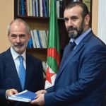 وزني تسلم من رئيس ديوان المحاسبة تقريرا عن عقد تلزيم قطاع البريد إلى شركة ليبان بوست