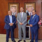 البحرين: التنسيق مع “التأمين الاجتماعي” لدفع رواتب البحرينيين المؤمن عليهم بـ”الخاص”