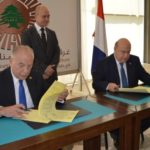 التعميم 158 غير مسبوق جاف وغير مطمئن