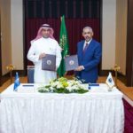 بنك مسقط يعزز شراكته مع جمعية دار العطاء لإنجاح حملة “العودة إلى المدارس”