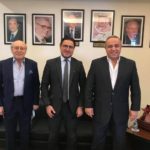 “الصير مارين” تستحوذ على سفينتين بحاويات تبريد وثالثة لنقل البضائع السائبة