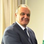 الأوطان تُبتى بالريادة والإبتكار والنمو وليس بالرصاص والسلاح والدماء