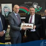 لبنان: بوالص التأمين بالـ”فريش دولار” حصراً!