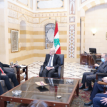 البنك العربي يكرّم مدير عام مصرف الإسكان السابق جوزف ساسين