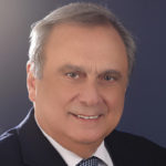 لاسترداد أمواله المودعة.. لبناني يقتحم بنك BBAC ويحتجز رهائن