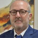 طيران الشرق الاوسط توقع اتفاق التوزيع التناسبي الخاص مع شركة سكاي إكسبرس