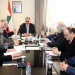 قرار قضائي بتجميد أصول 5 بنوك لبنانية