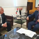 وزير الأشغال العامة والنقل استقبل وفدا من الملاحة البحرية الايرانية