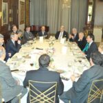 القطاع الخاص يطرق أبواب الشركات العالمية بحثاً عن فرص استثمار