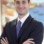 فخري الى النواب الجدد: لتحمّل المسؤولية والانصراف الى التشريع