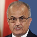 البنك الأهلي يتوج بجائزة  «أقوى علامة تجارية عُمانية»