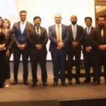 الإمارات: دبي الوطنية للتأمين تهنئ الموظفين الافضل اداءً