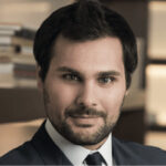 عميد كلية إدارة الأعمال في الـ U.S.J يطرق باب شركات التأمين