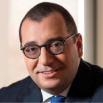 Aon plc تعيّن بول شيدن رئيساً للتحليلات العالمية والبريطانية