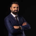 دبوسي يهنئ العمال في عيدهم: عملكم شهامة وعنفوان وكبرياء وكرامة