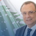 د. زمكحل في غداء حوار مع الرئيس الدولي للوكالة الجامعية للفرنكوفونية