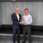 الإمارات: موظفو أبوظبي الوطنية للتأمين يكملون برنامج التطوير المهني بنجاح