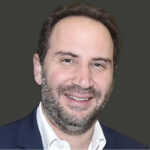 قطر: التأمين الصحي للعاملين غير القطريين