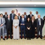 “الخليج” يستعرض تجربته بالاستدامة وتمكين المرأة