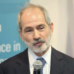 خلف: شطب الودائع هدفه تملص الدولة من التزاماتها