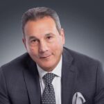 KIB  يُطلق خدمة «تحديث البيانات» عبر تطبيقه